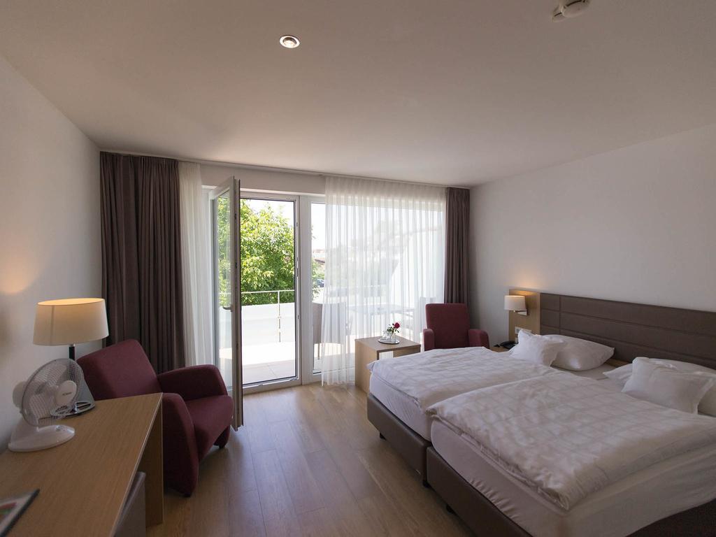 Hotel Seepark Garni Uberlingen Exterior foto