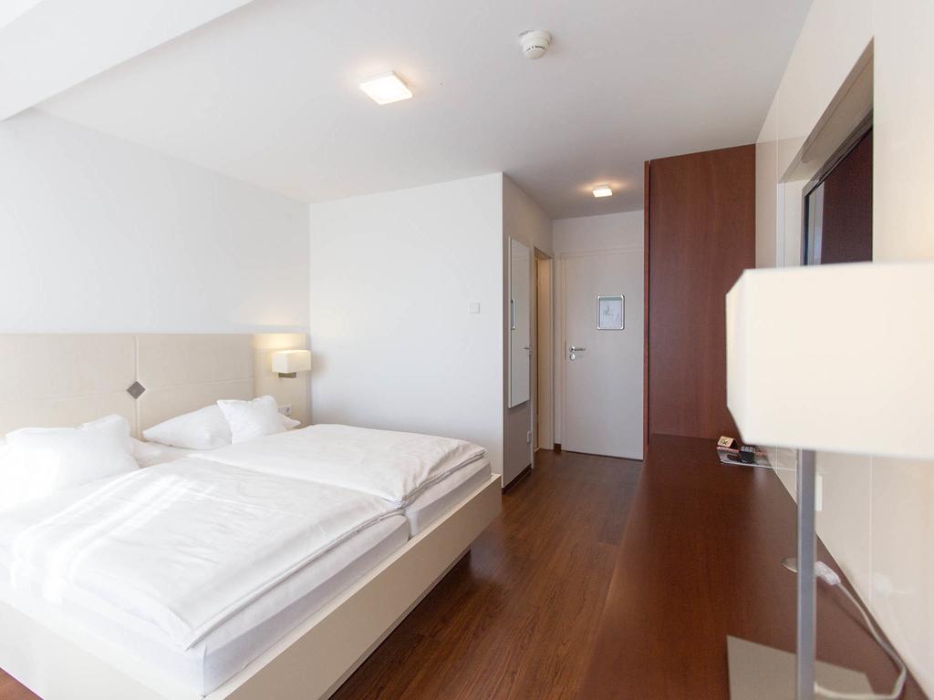 Hotel Seepark Garni Uberlingen Exterior foto
