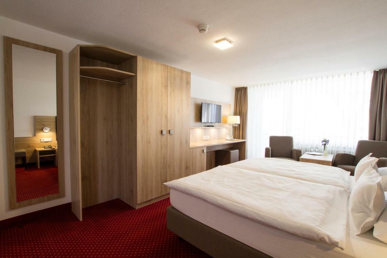 Hotel Seepark Garni Uberlingen Exterior foto