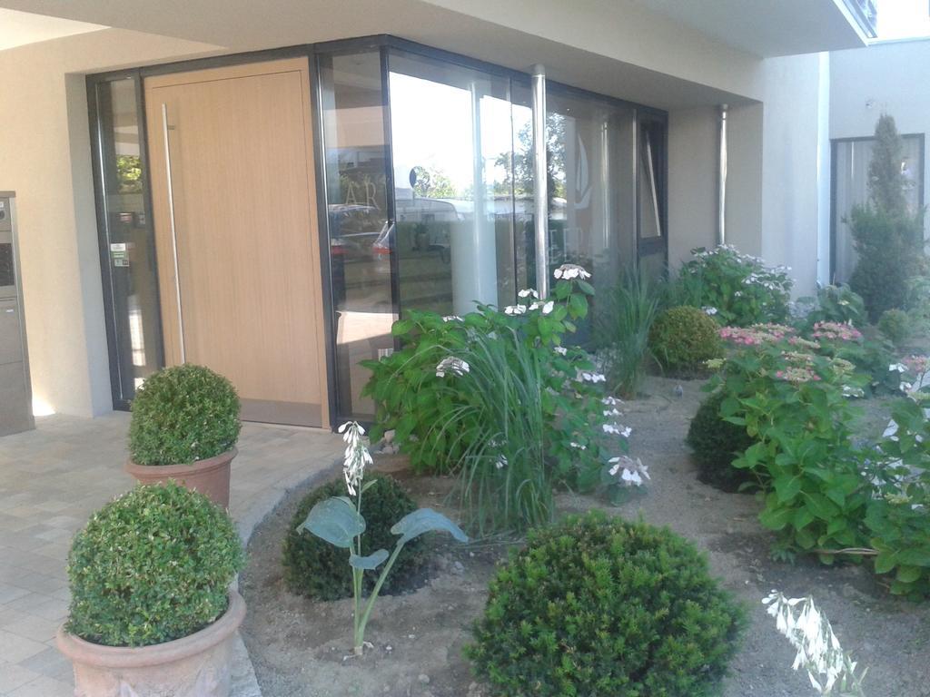 Hotel Seepark Garni Uberlingen Exterior foto